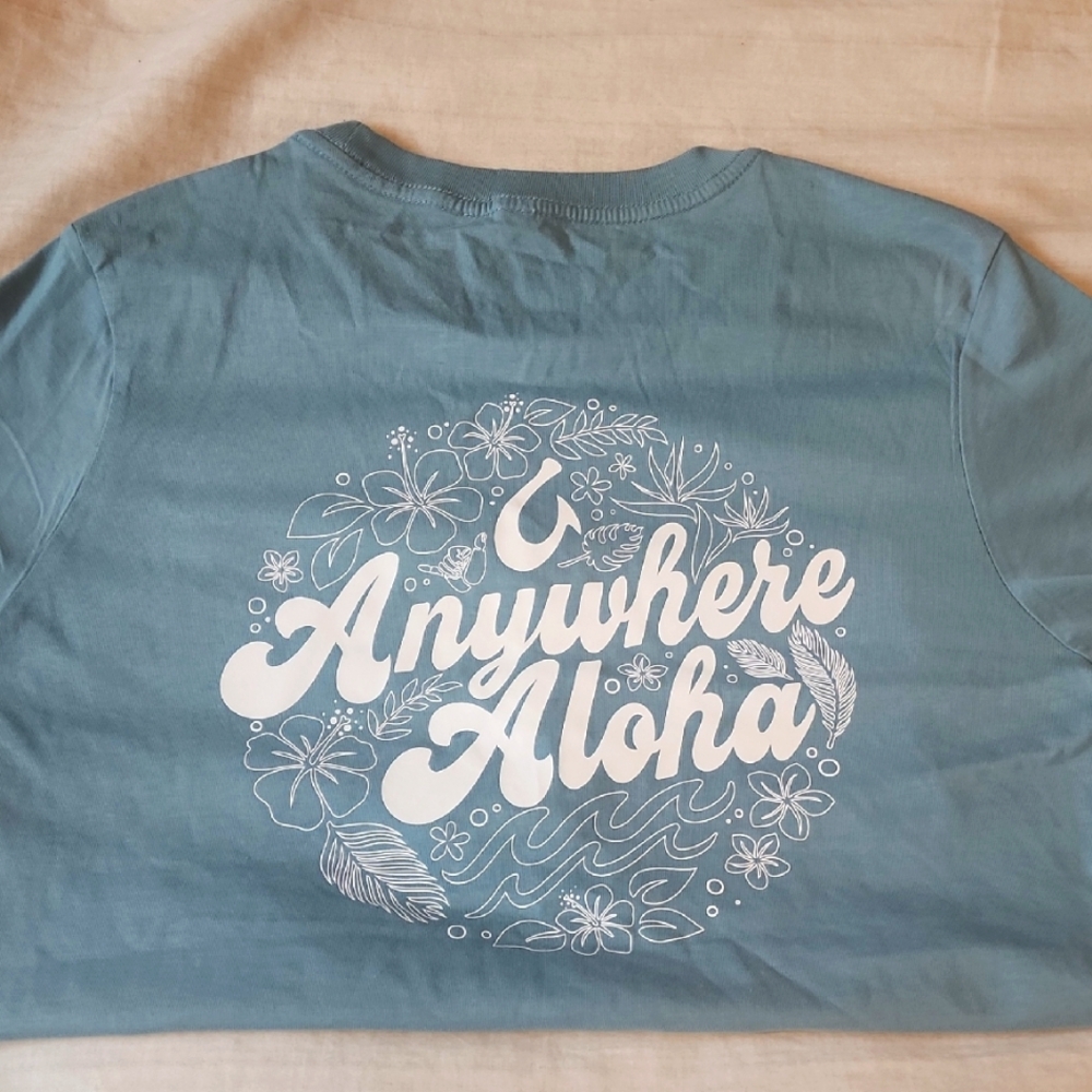 Anywhere Aloha womens Graphic Tee - Blue size medium